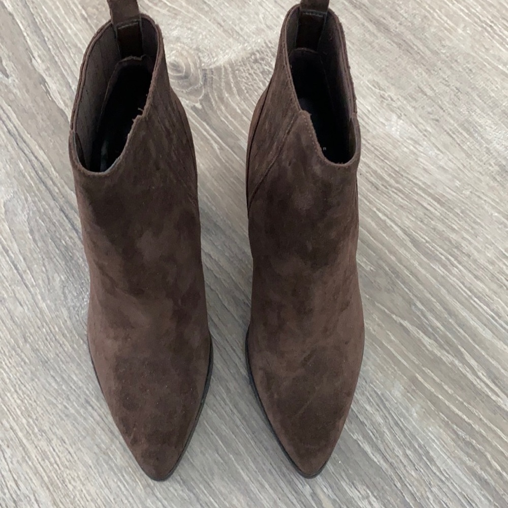 Marc Fisher Alva booties